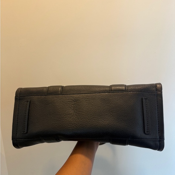 Marc Jacobs Black Leather Tote Bag - Picture 5 of 7